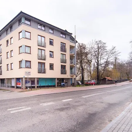 Apartman Beautiful 600 M To The By Renters *